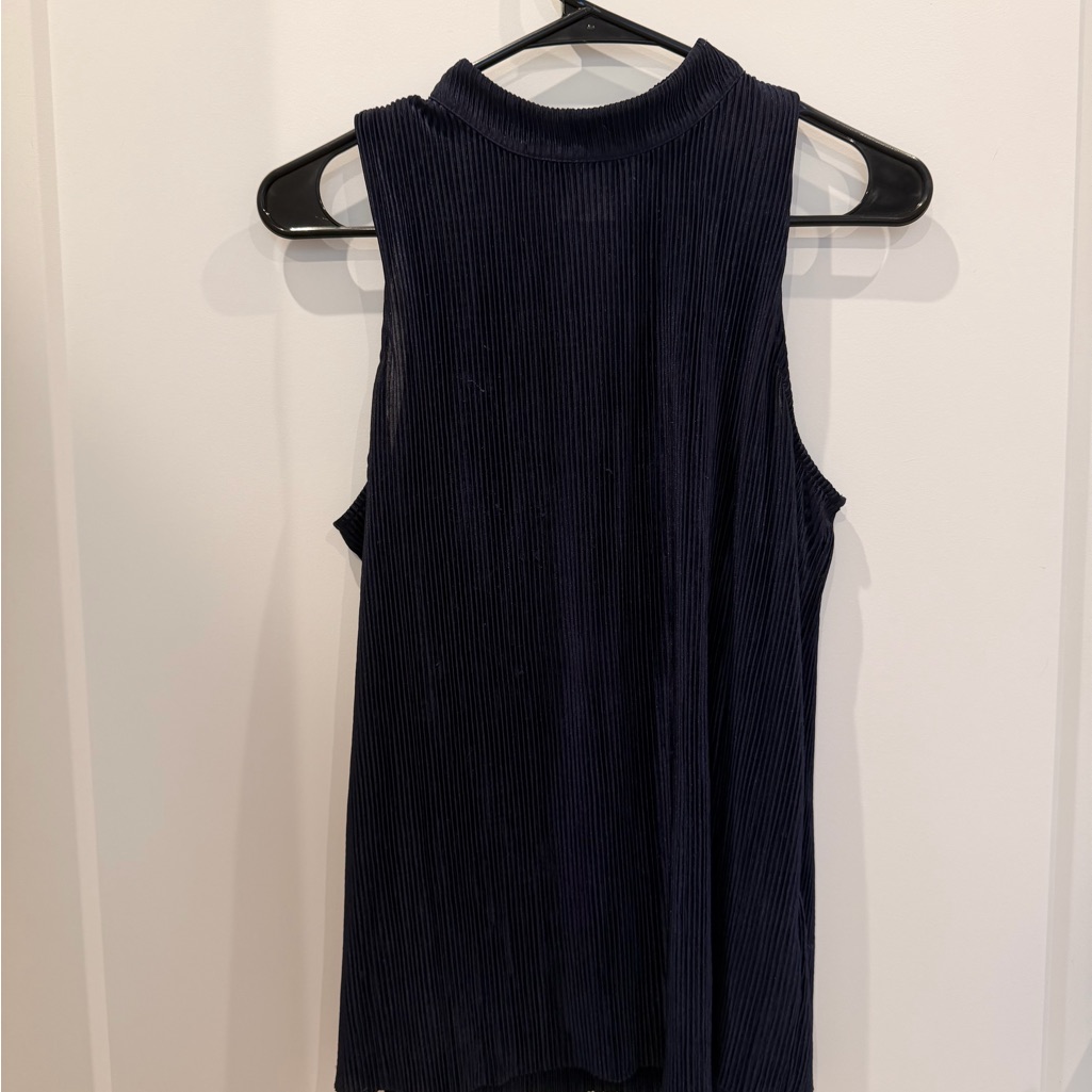 Guess Navy Sleeveless Women's Top